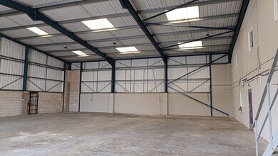 Swingbridge Rd, Grantham for lease Interior Photo- Image 2 of 6