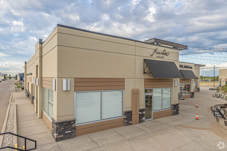 320-220 Lakeland Dr, Sherwood Park, AB for lease - Building Photo - Image 3 of 9