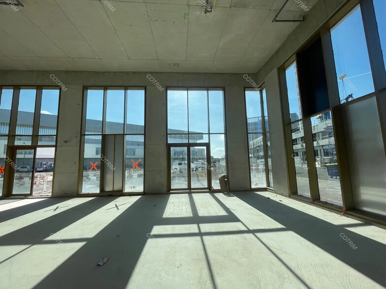 24 Boulevard Jules César, Reims for sale - Interior Photo - Image 2 of 6