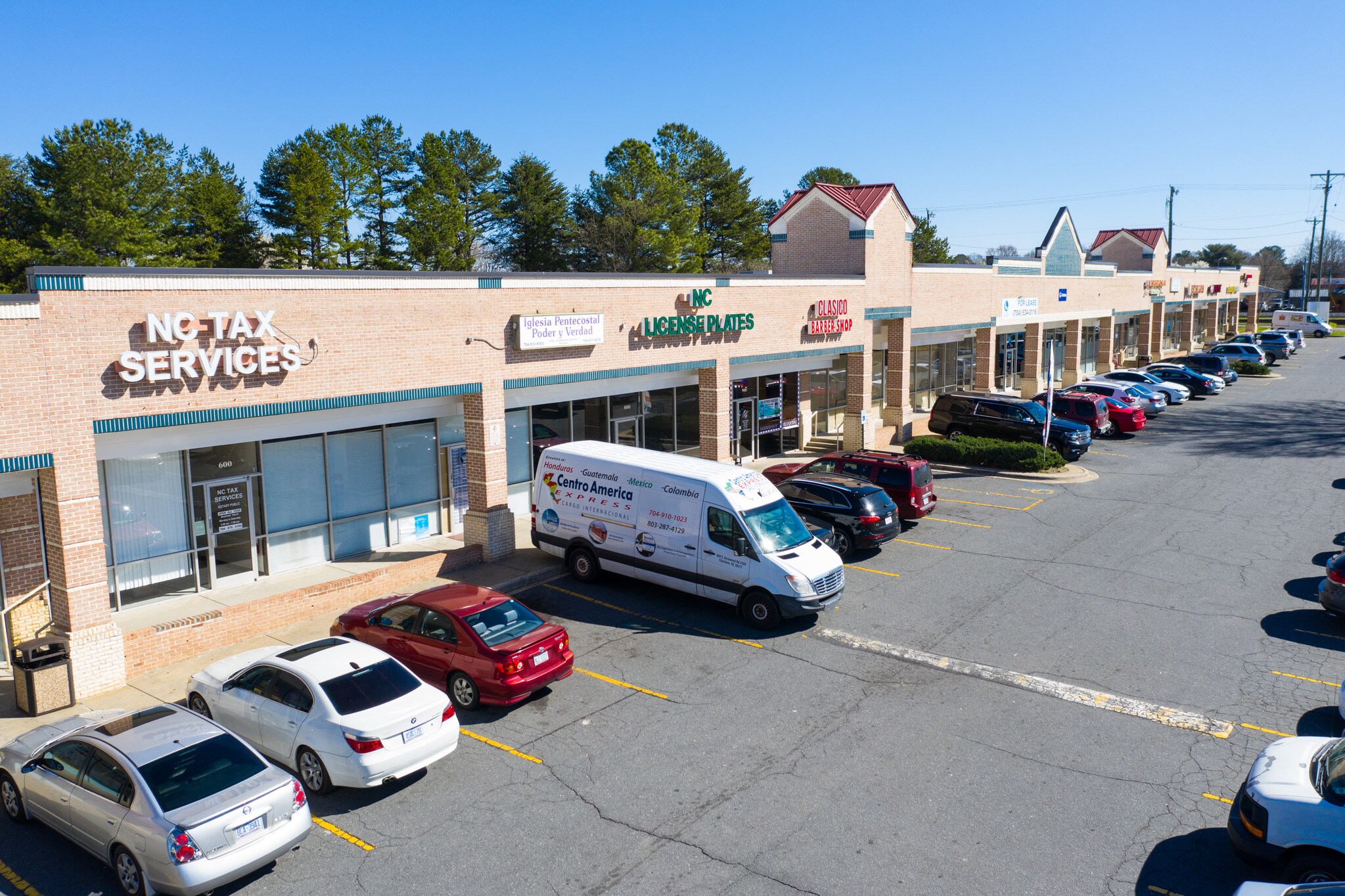 809 E Arrowood Rd, Charlotte, NC 28217 South Oak Center