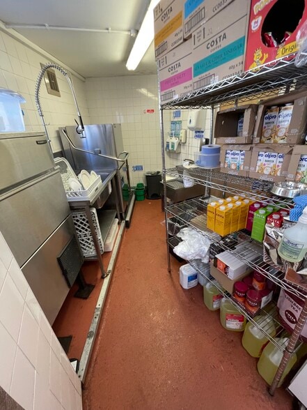 73 Seamoor Road, Bournemouth for lease - Building Photo - Image 3 of 12