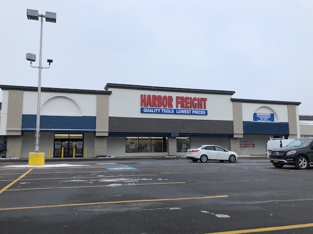 1601 Penfield Rd, Rochester, NY 14625 - Panorama Plaza | LoopNet