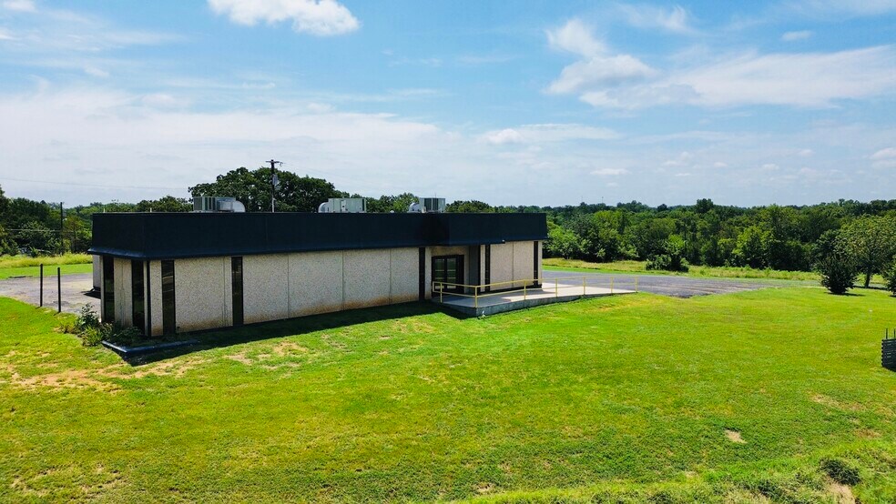 1020 N Highway 69, Denison, TX for sale - Building Photo - Image 2 of 33