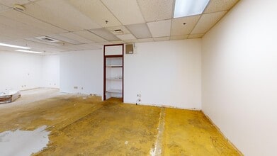 9930 Evergreen Way, Everett, WA for lease Interior Photo- Image 2 of 6