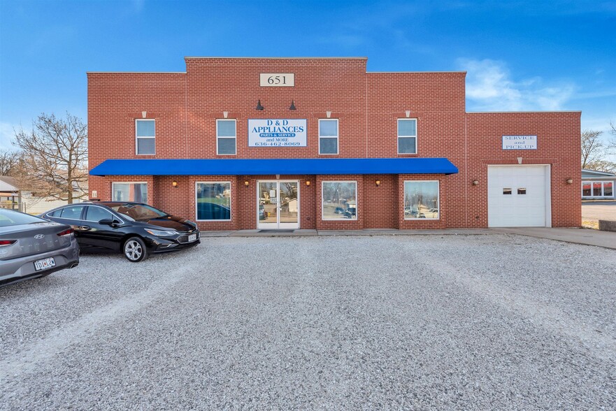 651 Main St, Troy, MO 63379 - Retail for Sale