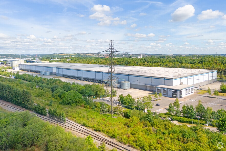 Europa Way, Sheffield for lease - Aerial - Image 2 of 4