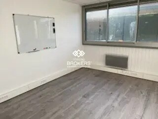 Office in Blagnac for lease Interior Photo- Image 1 of 8