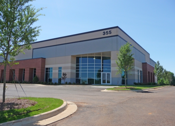 355 Quality Cir, Huntsville, AL for lease Primary Photo- Image 1 of 4