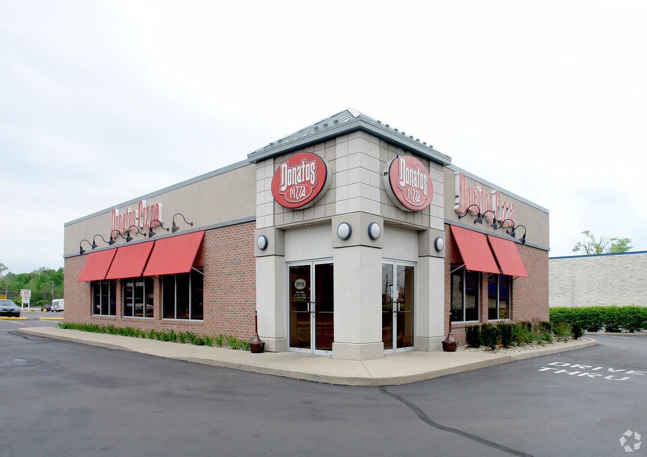 3530 Mann Rd, Indianapolis, IN 46221