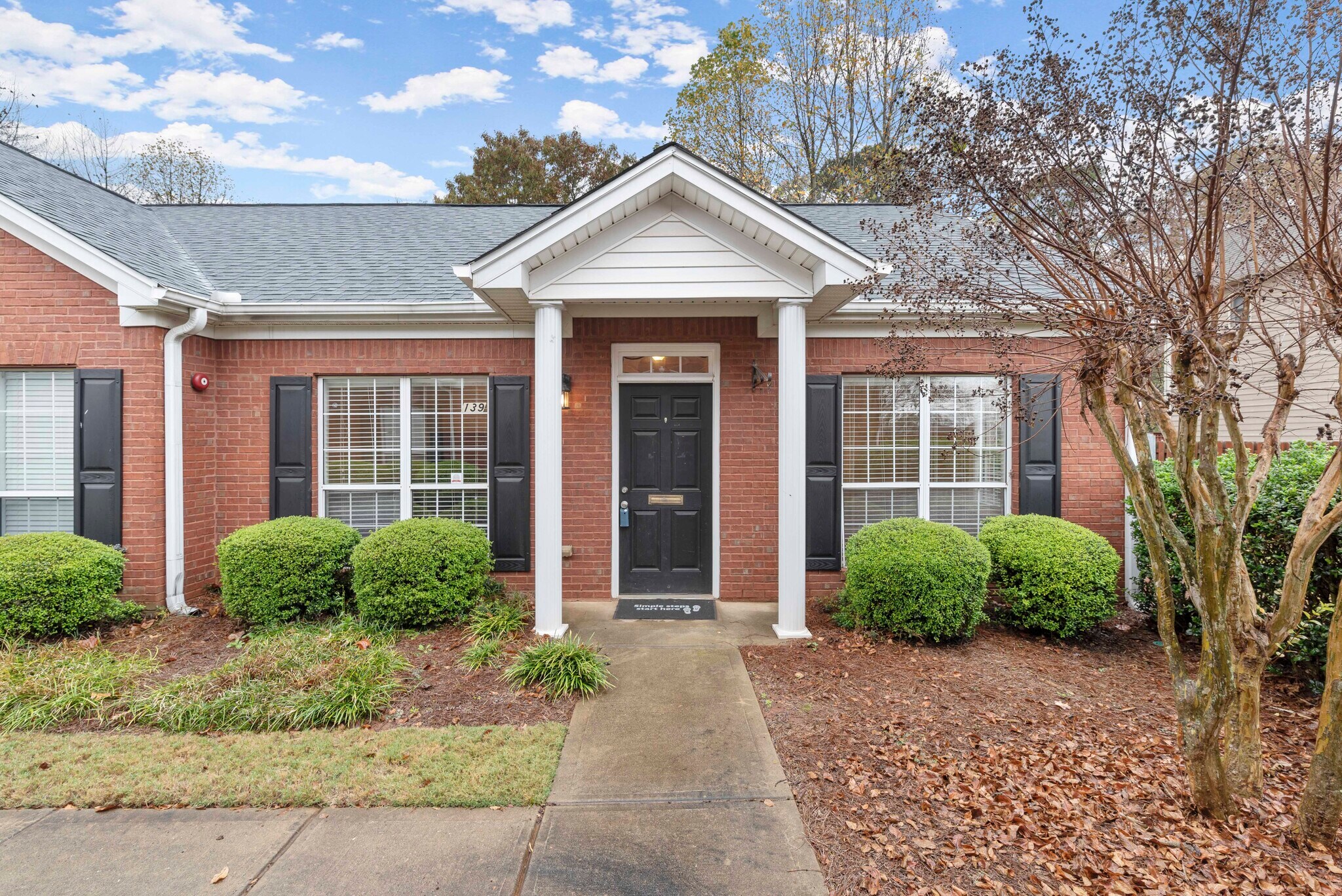 139 Mirramont Lake, Woodstock, GA for sale Primary Photo- Image 1 of 1