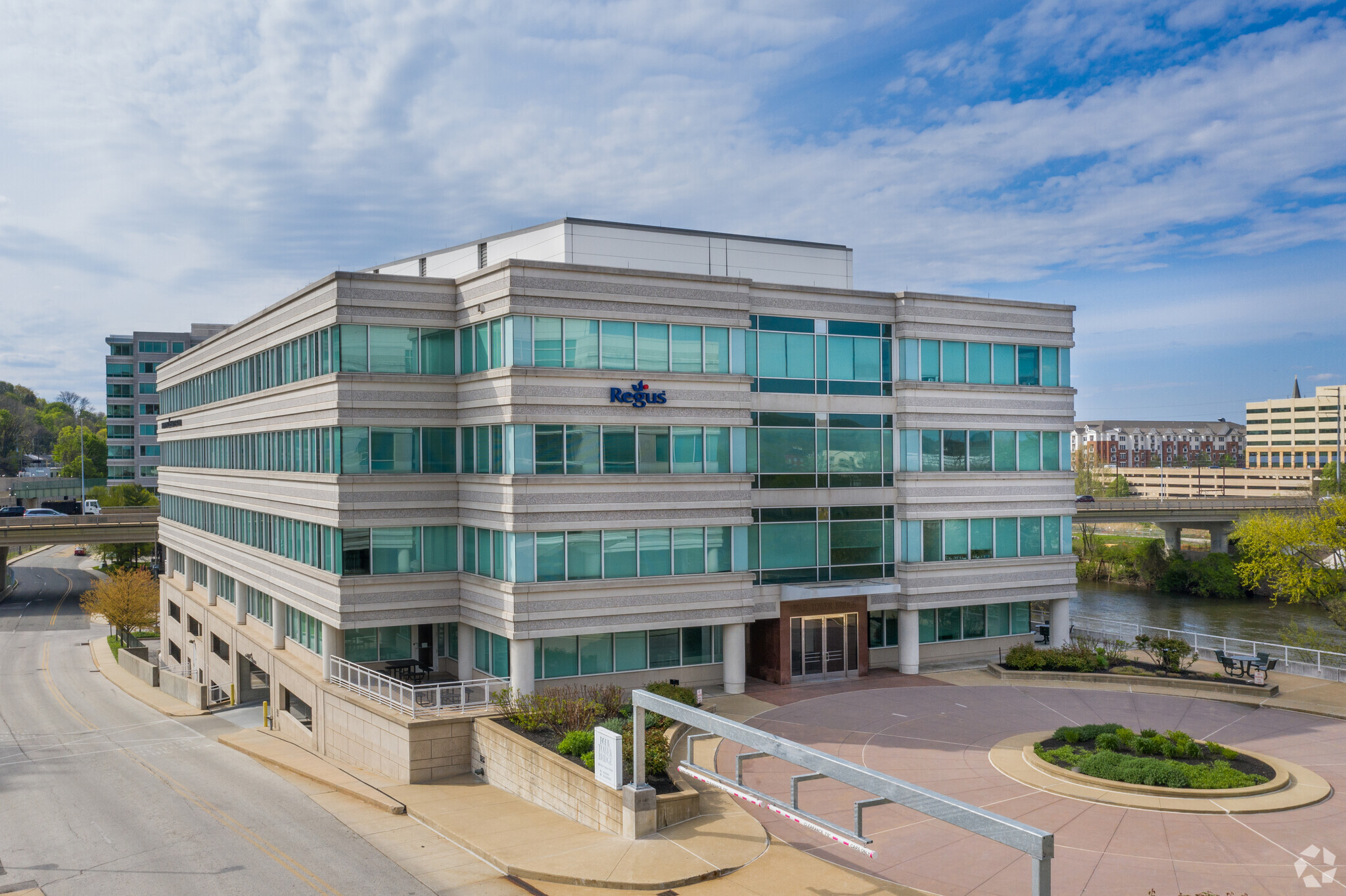 200 Barr Harbor Dr, Conshohocken, PA for lease Building Photo- Image 1 of 9