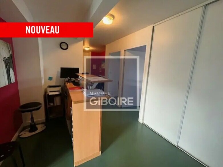 Office in Rennes for sale - Interior Photo - Image 2 of 5