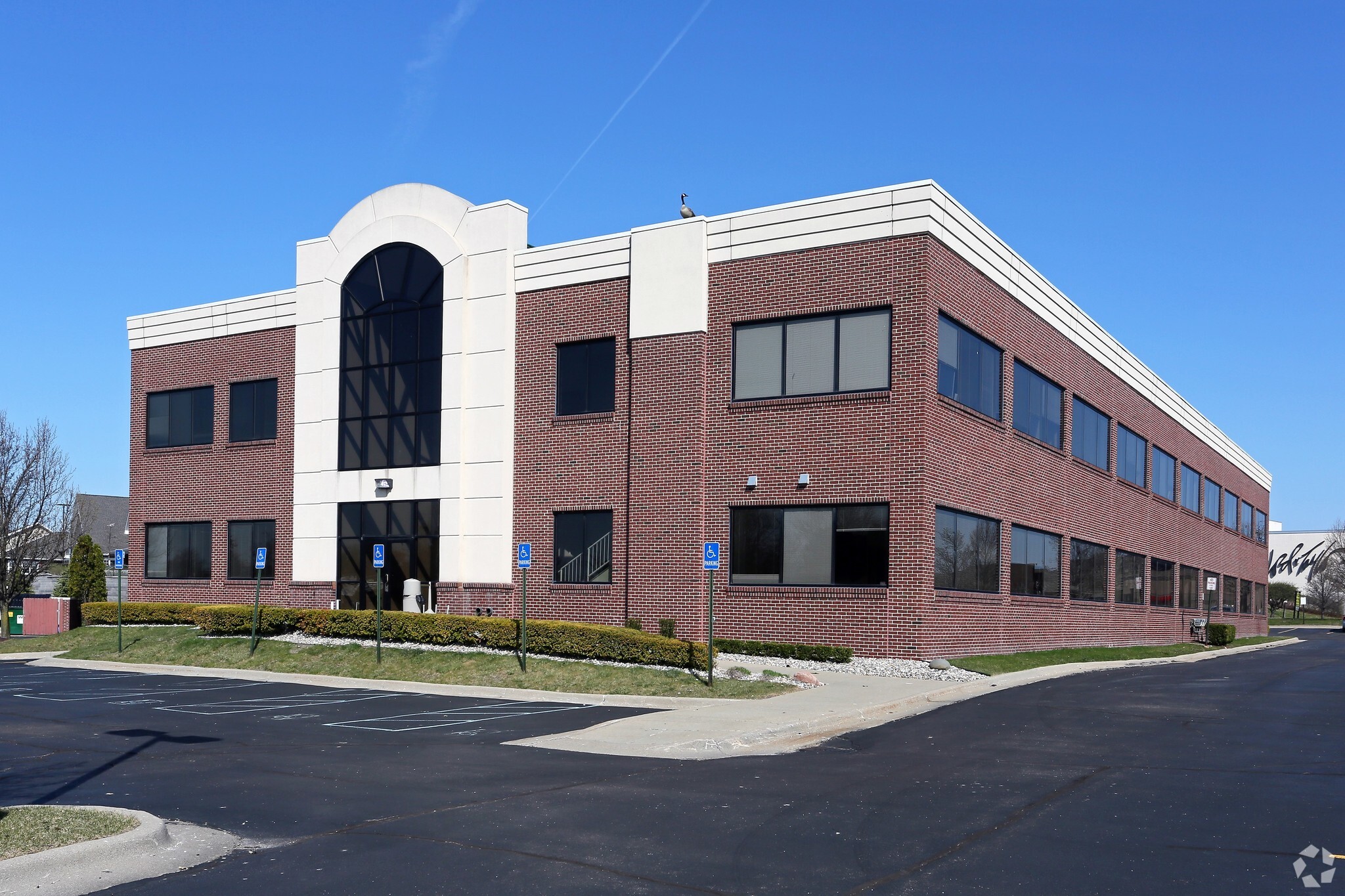 14460 Lakeside Cir, Sterling Heights, MI for lease Building Photo- Image 1 of 12