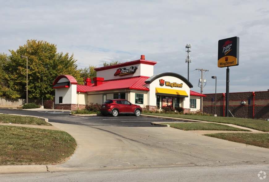 12000 Blue Ridge Ext, Grandview, MO 64030 Pizza Hut / Wing Street