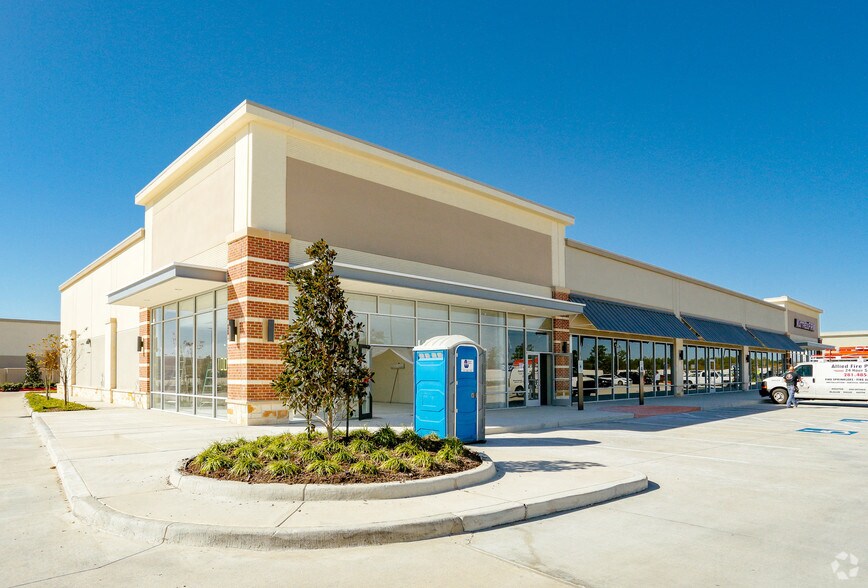 E Sam Houston Pky, Houston, TX for sale - Primary Photo - Image 1 of 1