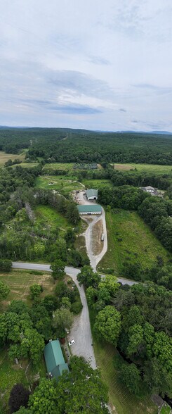 26 Bilmar Blvd, Pleasant Valley, NY for sale - Primary Photo - Image 1 of 1