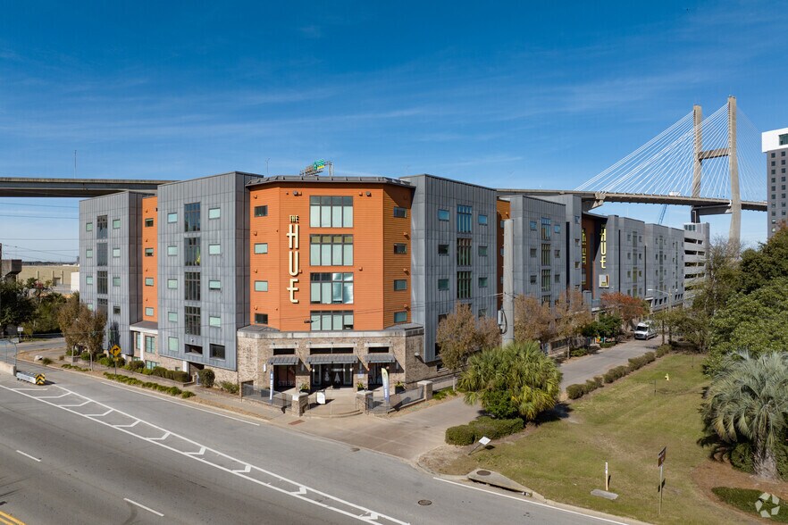 646 W Bay St, Savannah, GA for sale - Primary Photo - Image 1 of 1