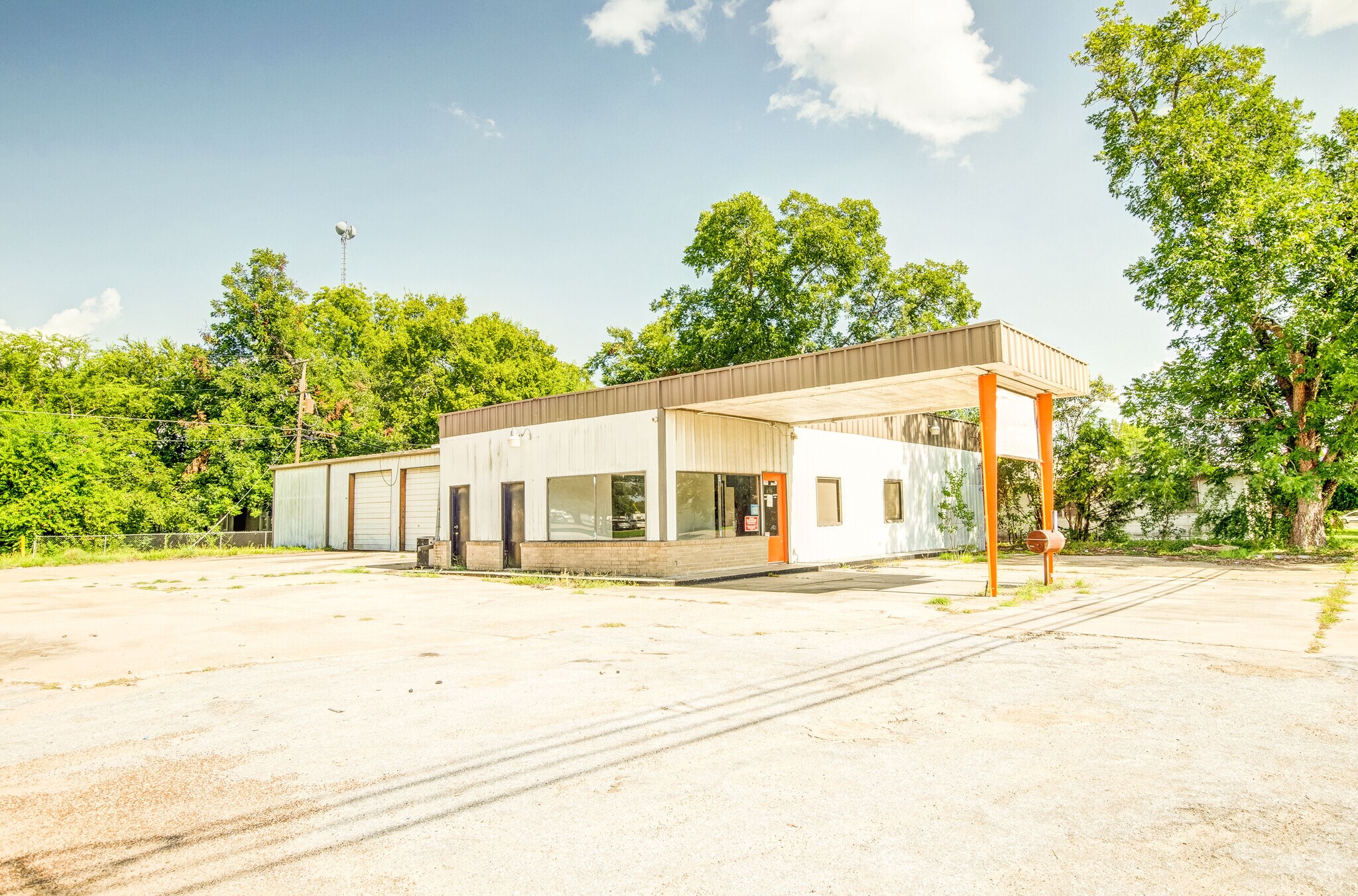 185 S Robb St, Trinity, TX for sale Primary Photo- Image 1 of 1