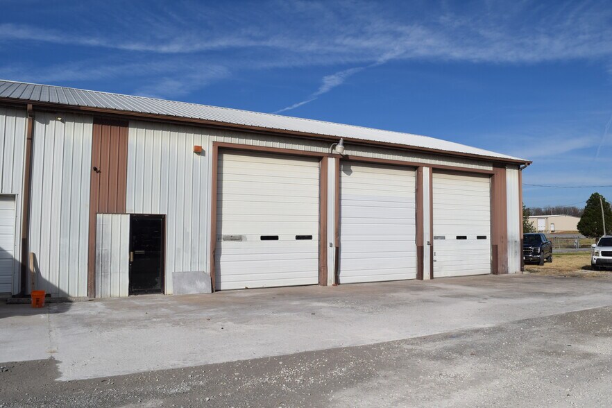 5321 7th St, Joplin, MO 64801