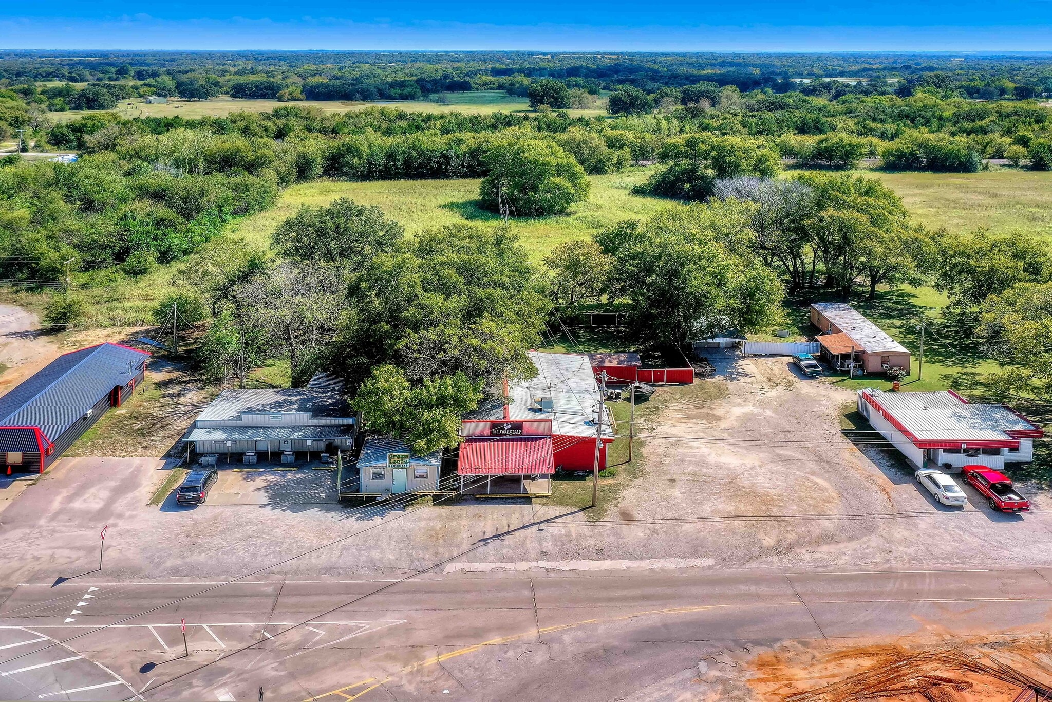 117 S Franklin St, Colbert, OK 74733 The Farmstead