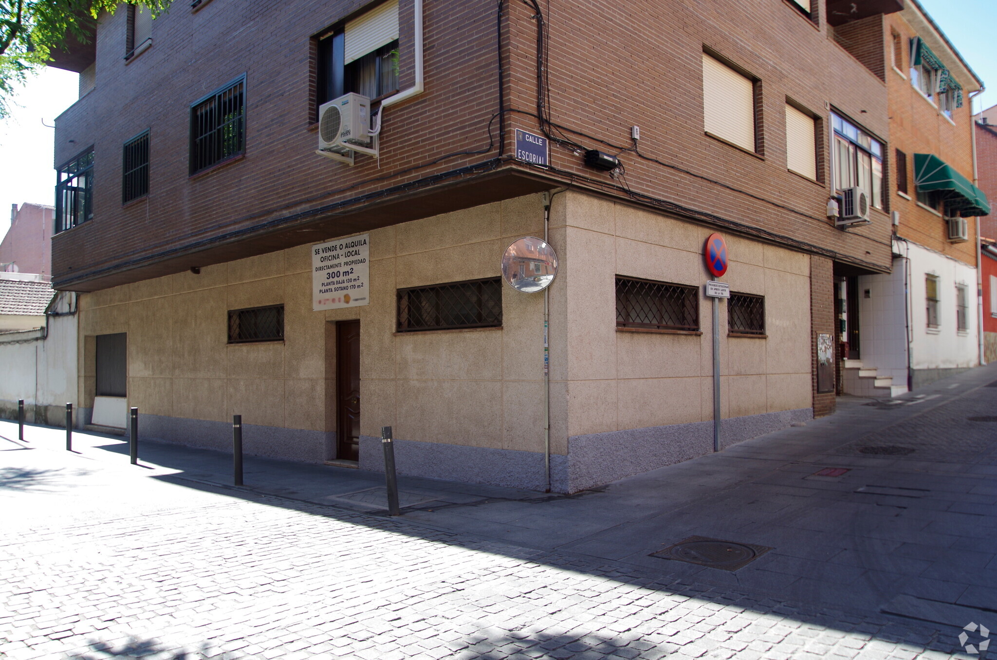 Calle Escorial, 13, Las Rozas de Madrid, Madrid for lease Interior Photo- Image 1 of 5