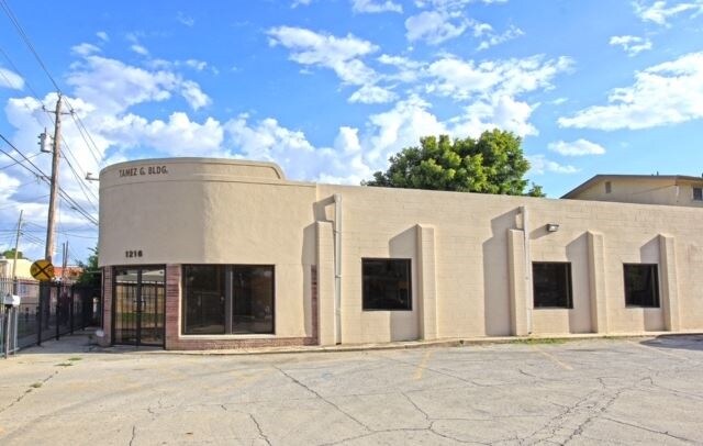 1216 Santa Maria Ave, Laredo, TX for sale Primary Photo- Image 1 of 1