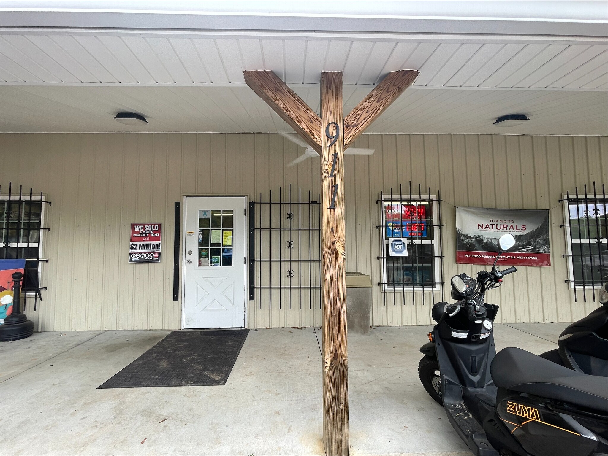911 Highway 178, Pelion, SC 29123 4,440 SF General Store