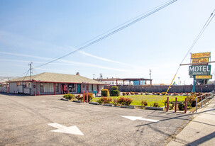 NEW PRICE - 28 UNIT MOTEL ON 1.84 ACRES - Motel