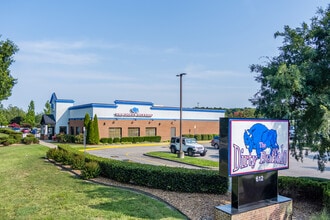 612 Grassfield Pky, Chesapeake, VA for lease Building Photo- Image 2 of 5