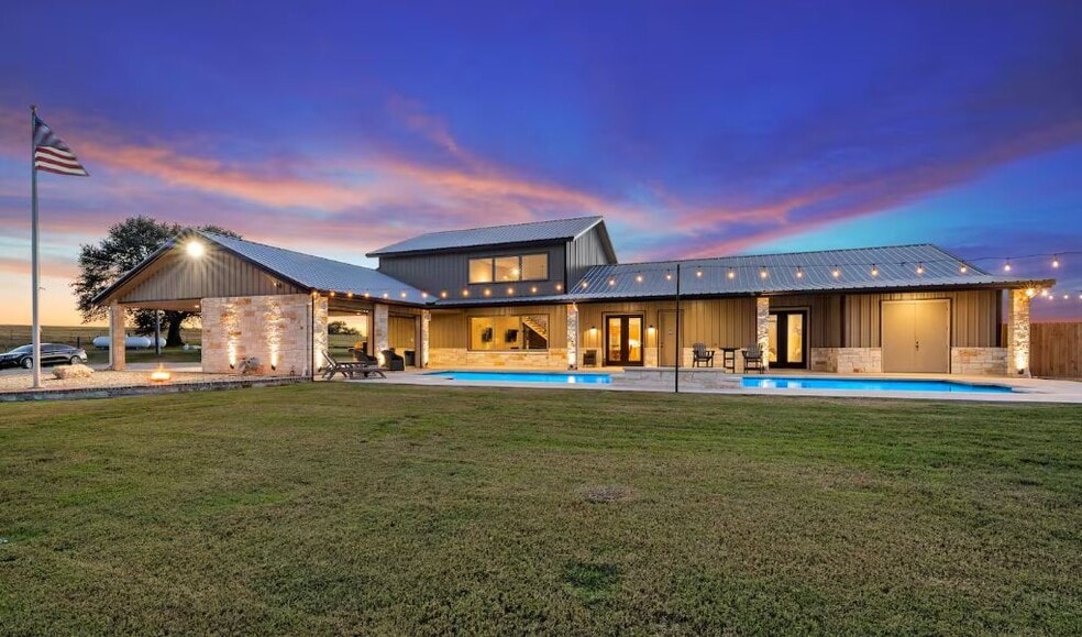 435 County Road 470, Chilton, TX for sale - Building Photo - Image 2 of 33