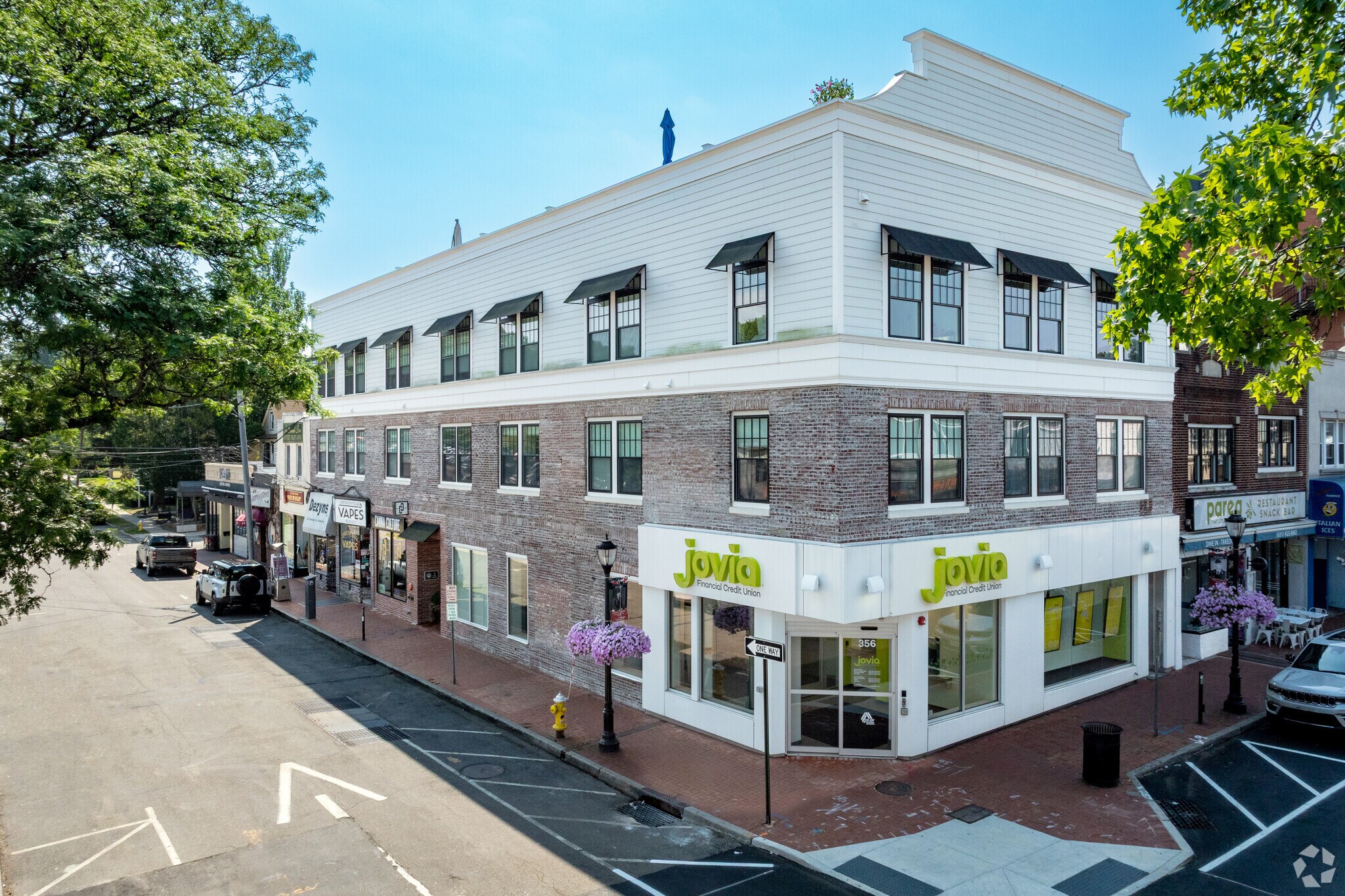 356 New York Ave, Huntington, NY for sale Primary Photo- Image 1 of 1