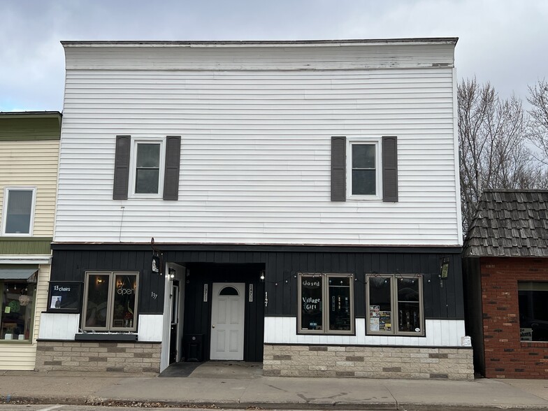 137-147 Main St, Amherst, WI for sale - Building Photo - Image 1 of 16