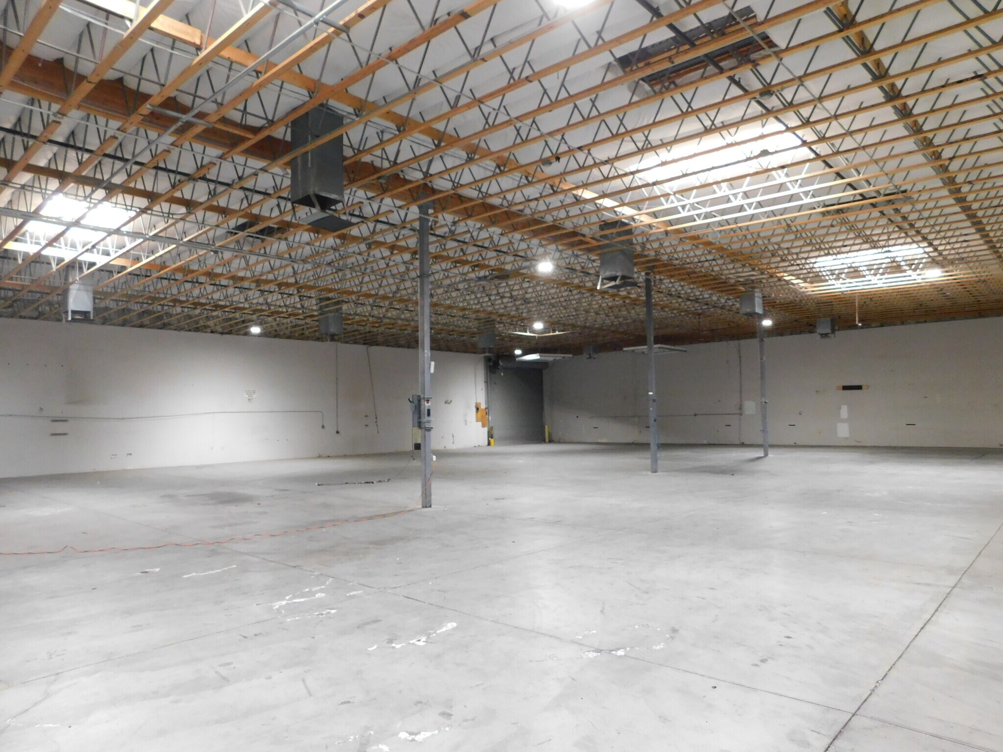 4830 W Oquendo Rd, Las Vegas, NV for lease Interior Photo- Image 1 of 12