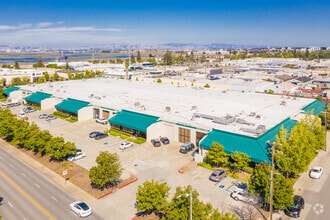 1300 Industrial Rd, San Carlos, CA - AERIAL map view