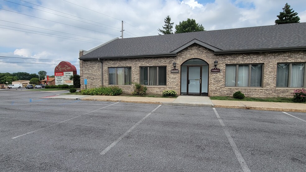 6629 W Lincoln Hwy, Crown Point, IN for sale - Building Photo - Image 3 of 17