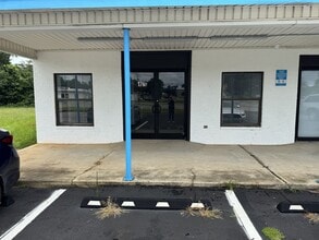 176 E Nine Mile Rd, Pensacola, FL for lease Interior Photo- Image 2 of 7