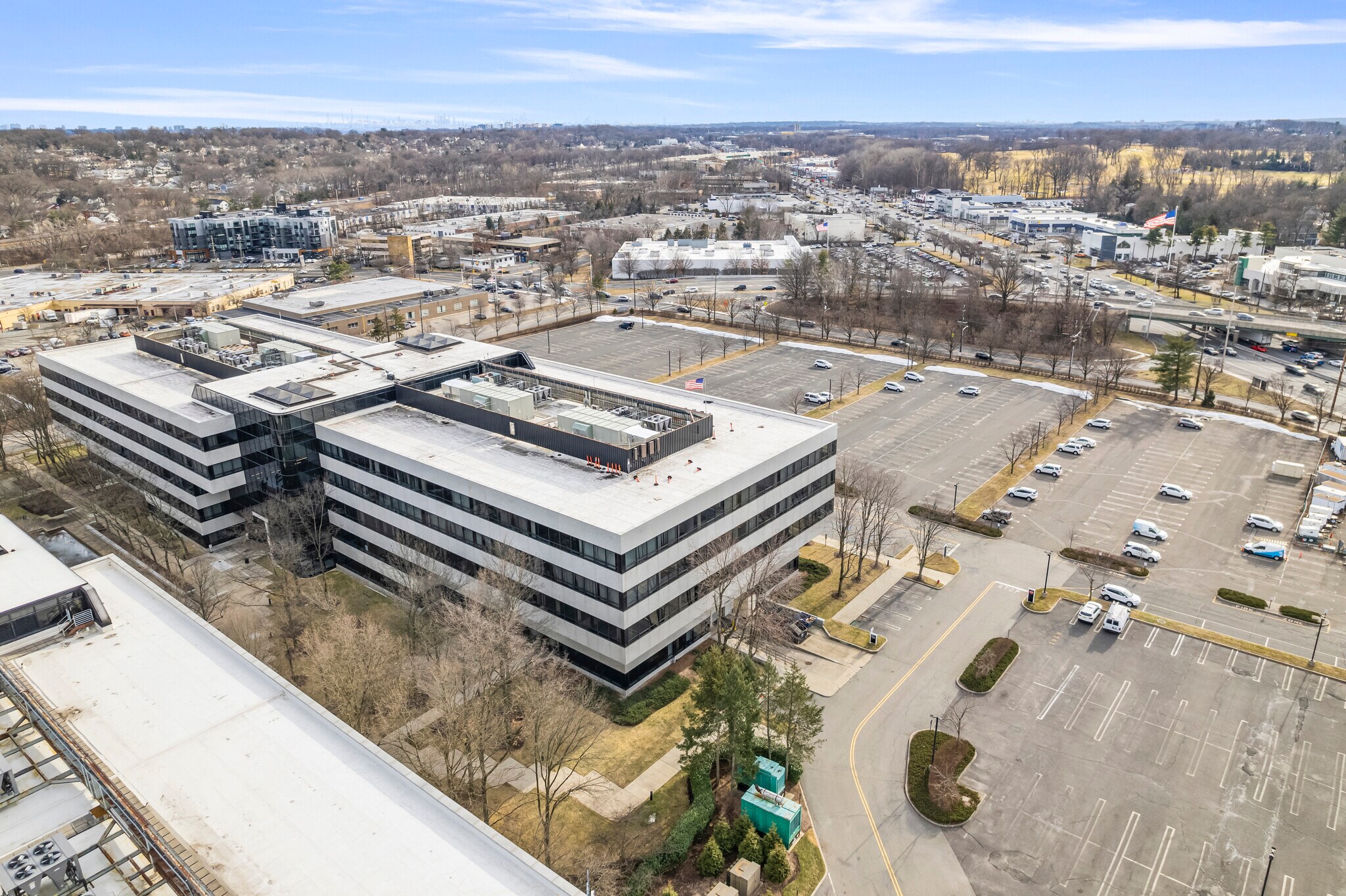 15 E Midland Ave, Paramus, NJ 07652 Nexus 17 South