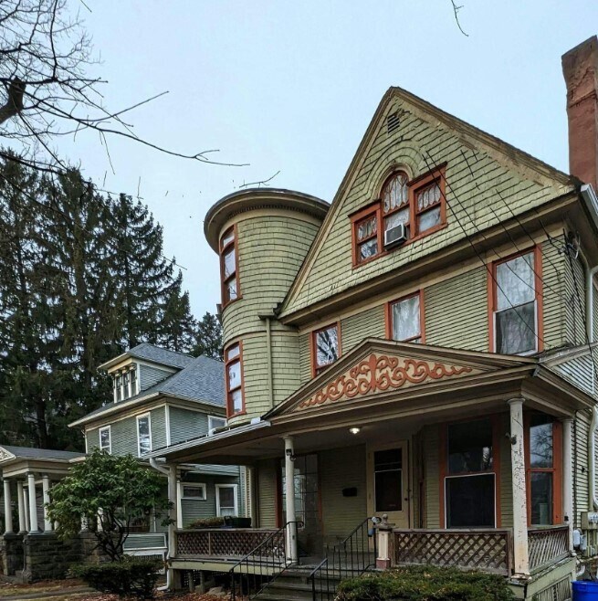 1615 Monsey Ave, Scranton, PA for sale Primary Photo- Image 1 of 1