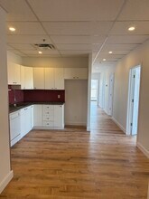 2120 Rue Sherbrooke E, Montréal, QC for lease Interior Photo- Image 1 of 4