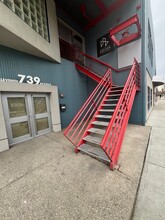 739 11th Ave SW, Calgary, AB for lease Building Photo- Image 1 of 11