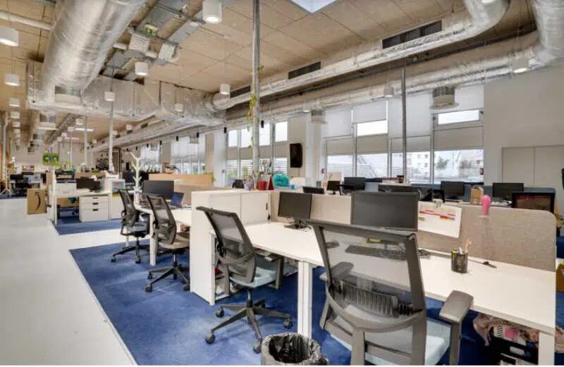 Office in Montreuil for lease Building Photo- Image 1 of 9