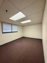 549 S Main St, Shrewsbury, PA for lease Interior Photo- Image 2 of 4