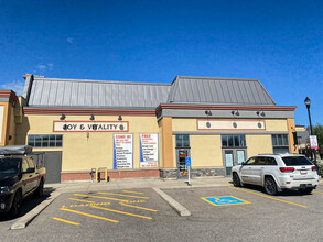 163 Quarry Park Blvd SE, Calgary, AB for lease Building Photo- Image 2 of 13