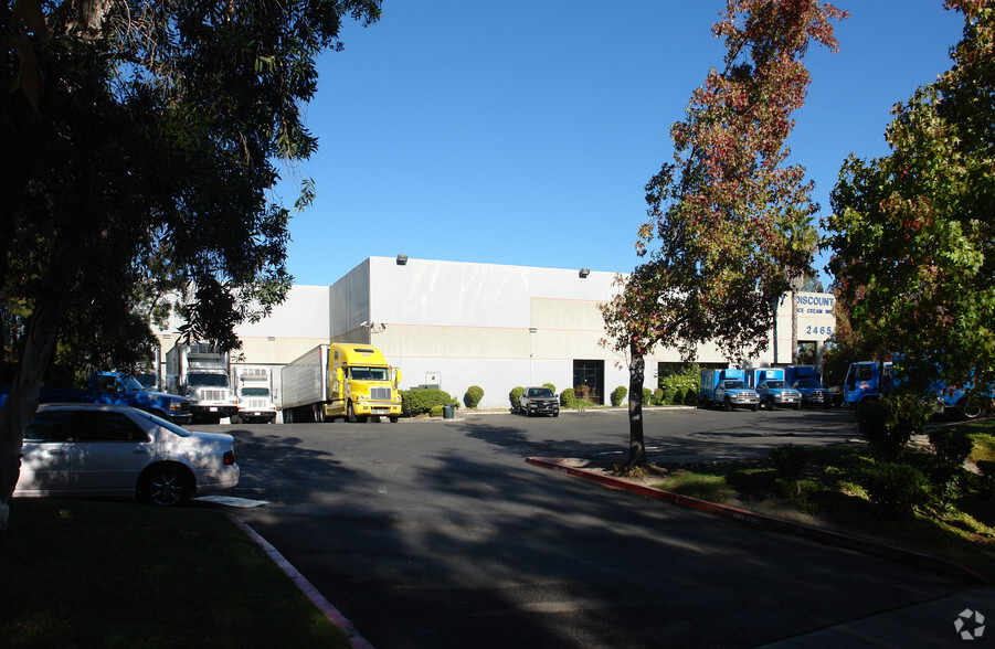 2465 Coral St, Vista, CA for lease - Building Photo - Image 1 of 7