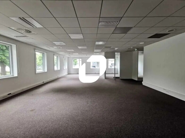 1 Rue Jacques Rueff, Antony for lease - Interior Photo - Image 1 of 16