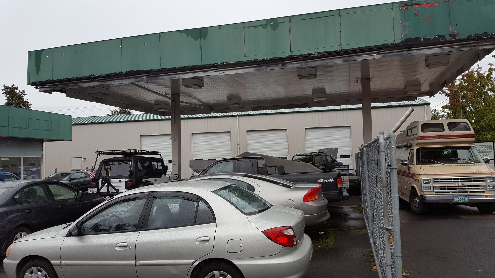 13018 SE Stark St, Portland, OR for sale Primary Photo- Image 1 of 1