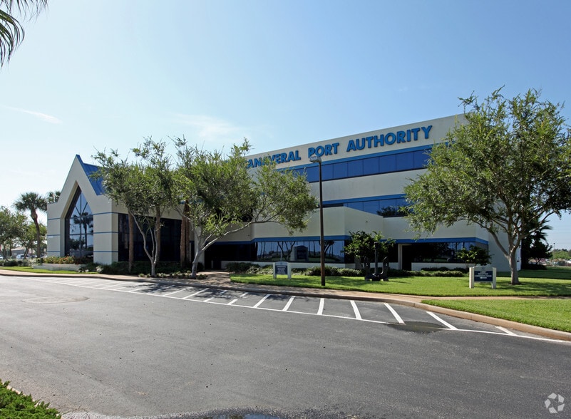 445 Challenger Rd, Cape Canaveral, FL for sale - Primary Photo - Image 1 of 1