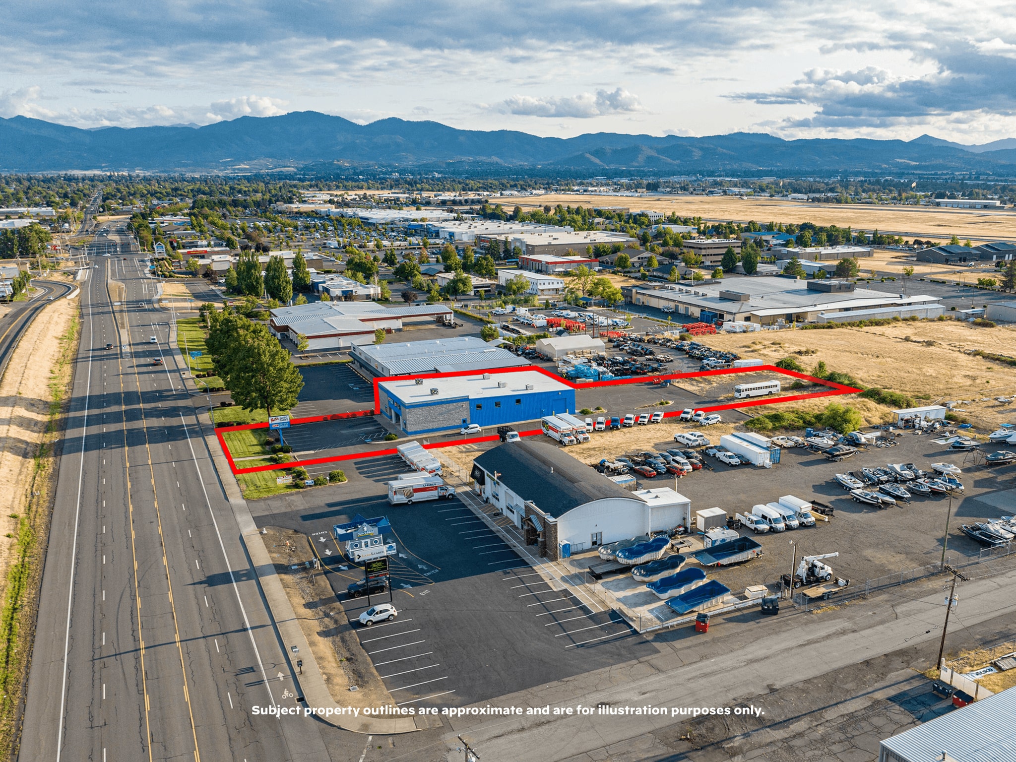 3755 Crater Lake Hwy, Medford, OR for lease Interior Photo- Image 1 of 84