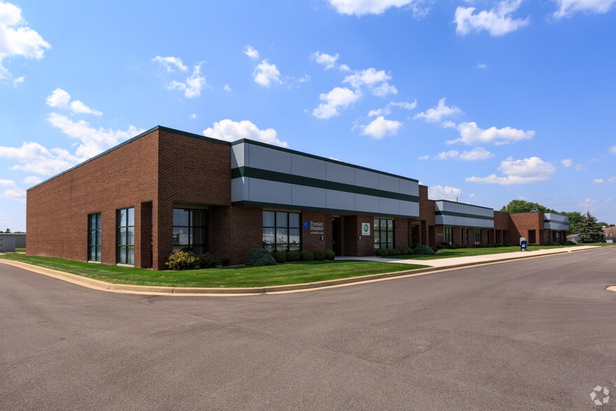2529 Commerce Dr, Kokomo, IN for lease - Primary Photo - Image 1 of 4
