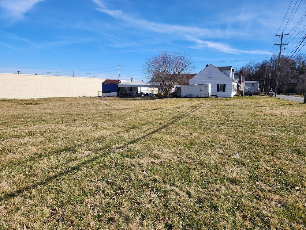 151 Valley St, Pulaski, VA for sale Primary Photo- Image 1 of 8